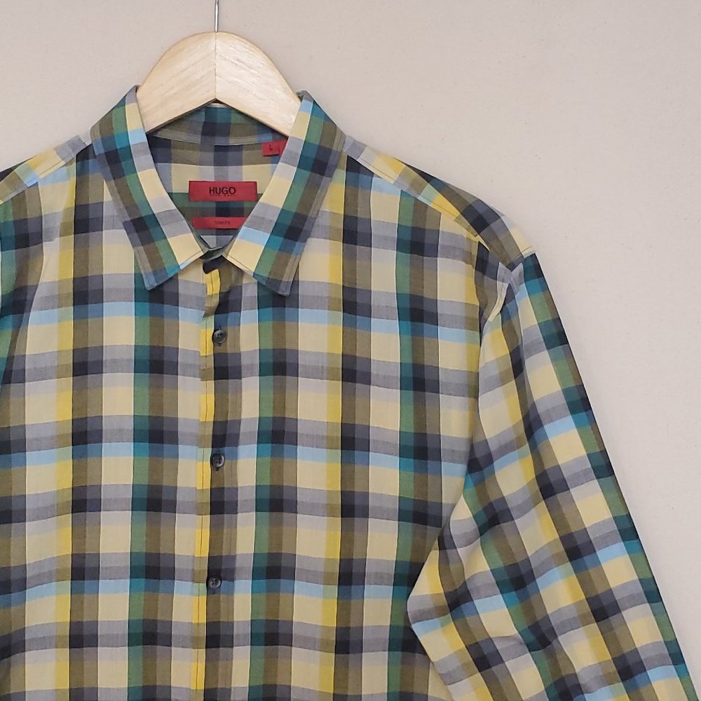 Hugo Boss Slim Fit Button Down L
